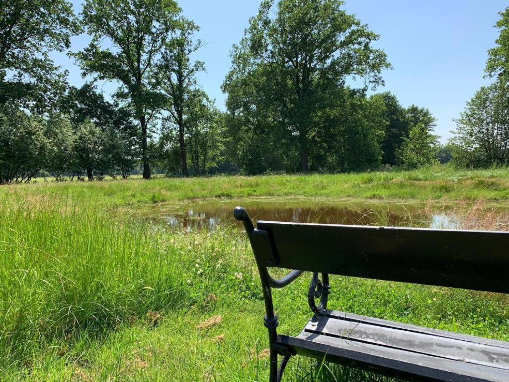 Rusttheater, Genieten Van Rust En Ruimte Villa Reutum Екстериор снимка